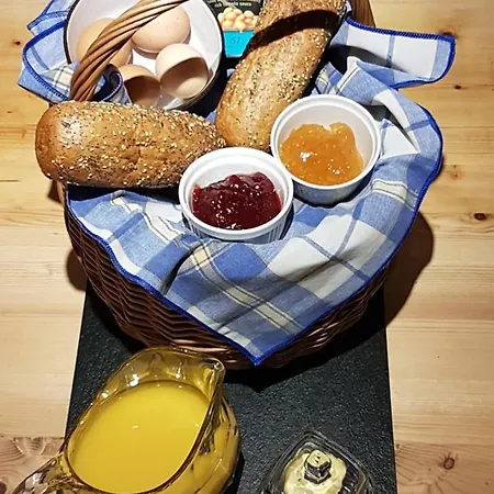 Chalet Waterside Shepherds Hut